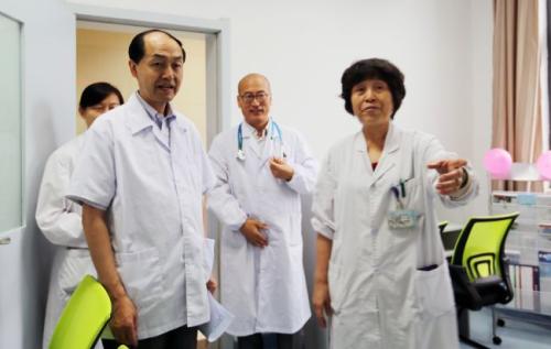 <b>��؛����(qu��n)�����ҡ�����һ��ԺԺ�L(zh��ng)ʩ���yՄ��Α�(y��ng)��(du��)����</b>