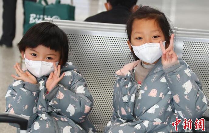 ���\(y��n)·�ϣ������µ��ÿ͡����ֱ��顱