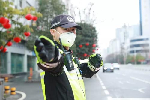 ������صġ��h��ʽ������������F