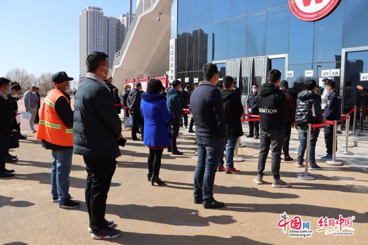 ����(f��)����(f��)�a(ch��n)����M�Еr�����ֶ�߅��ȫ���Zȡ��(zh��n)���ߡ�����(f��)�a(ch��n)���p������