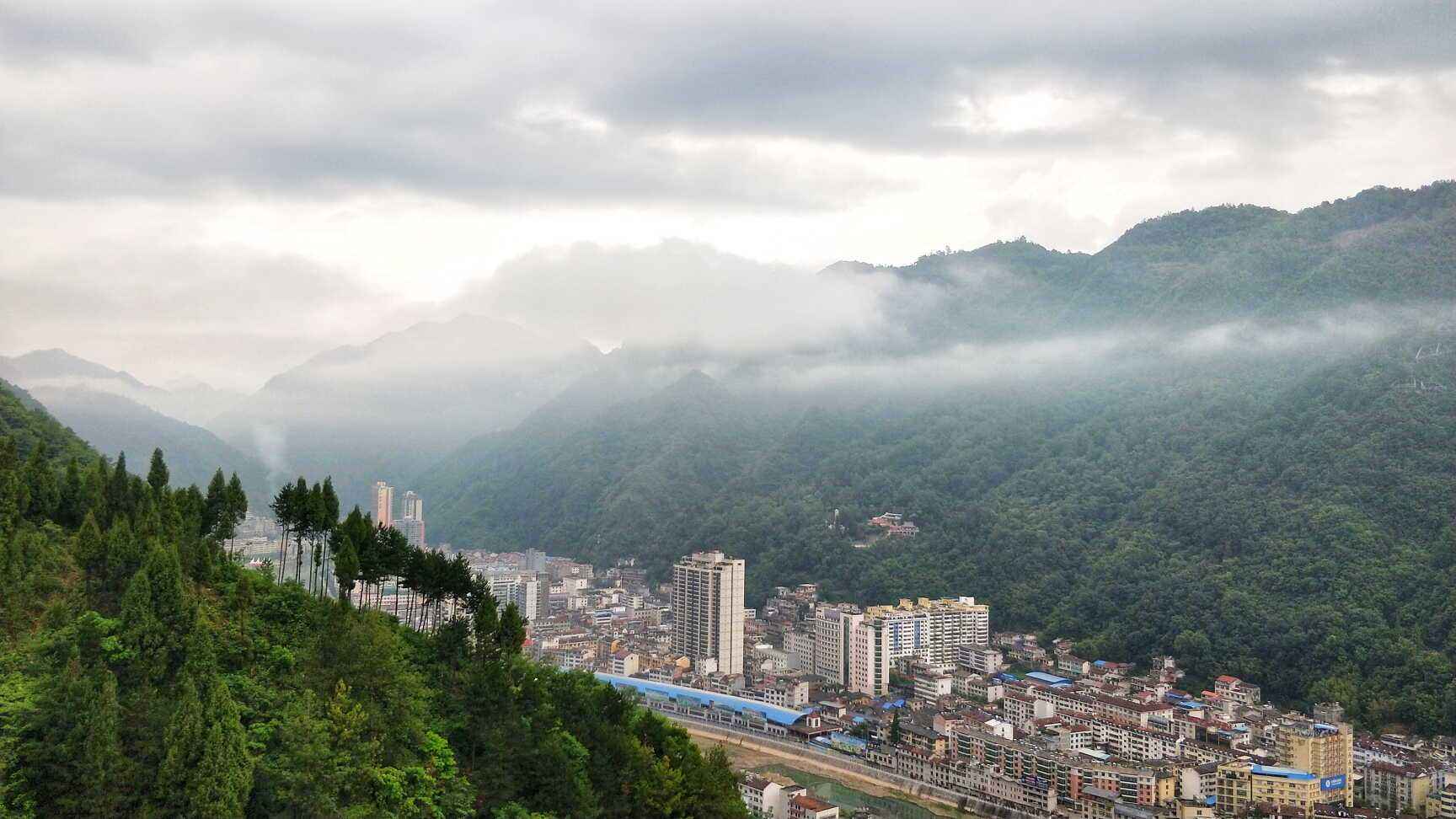 ����(zh��n)�Ϳh51�q���r(n��ng)��Խ10����ɽ· һ��ֻ��o��h�߅^(q��)������