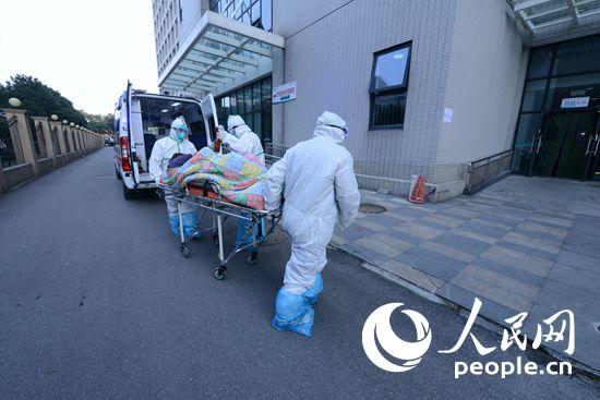 <b>��h��ӛ����(zh��n)���ߡ����İѺ��Լ��@�P(gu��n)����</b>