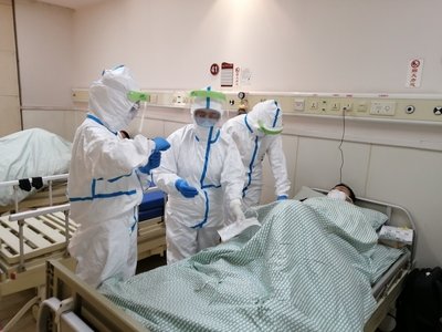 <b>���Ͳ�������(zh��n)�������������������ˡ�</b>