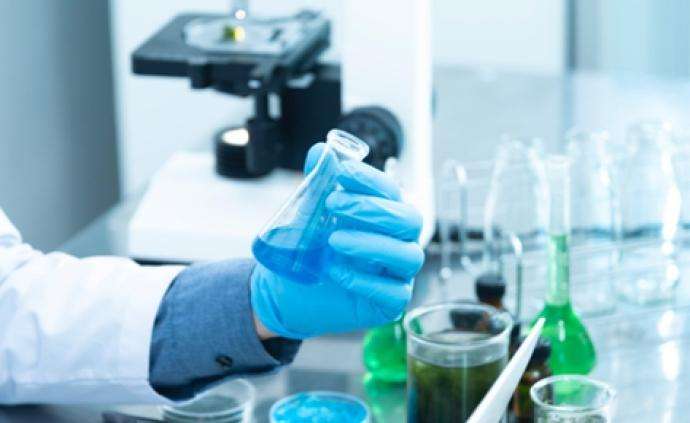 �¹ڷ�������Εr(sh��)���С����L��ˎ���F(tu��n)�hί��ӛ�������L�����E