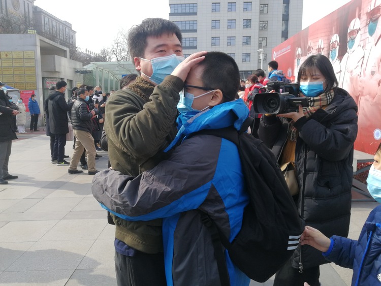 ����(zh��n)���ߡ������¡��YԮһ�����t(y��)��(w��)�ˆT����l(f��)��־ ֻ��ȫ�������ߡ�